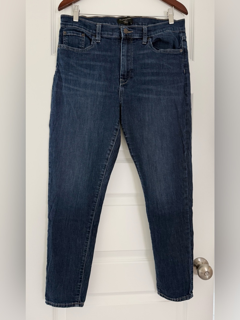 BANANA REPUBLIC Skinny Fit Jeans in Versatile Dark Blue Wash Size 14